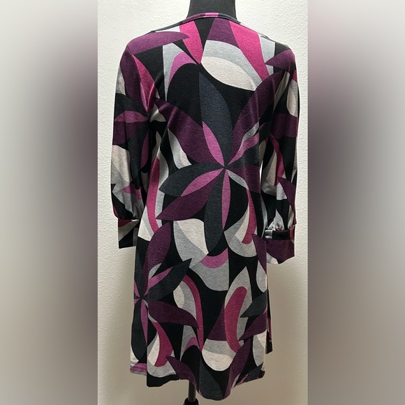 Tiana B Knee Length Dress - M - Multicolored - Used - Picture 2 of 3